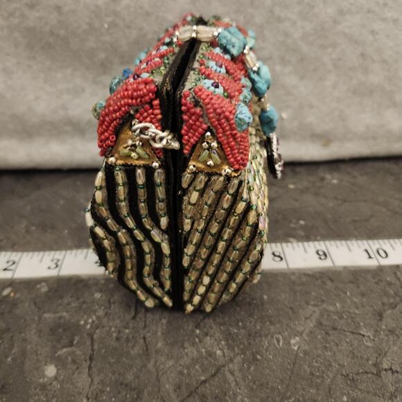 Mary Frances Beaded Small Shoulder Bag Flower Embellished‎ Clutch Chain Bag - Picture 6 of 16